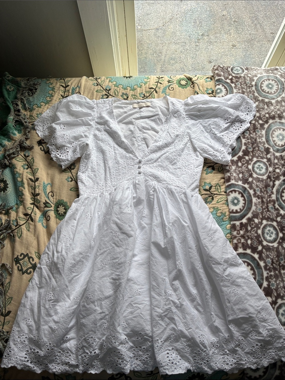 LOFT White Eyelet V-Neck Puff Sleeve Dress